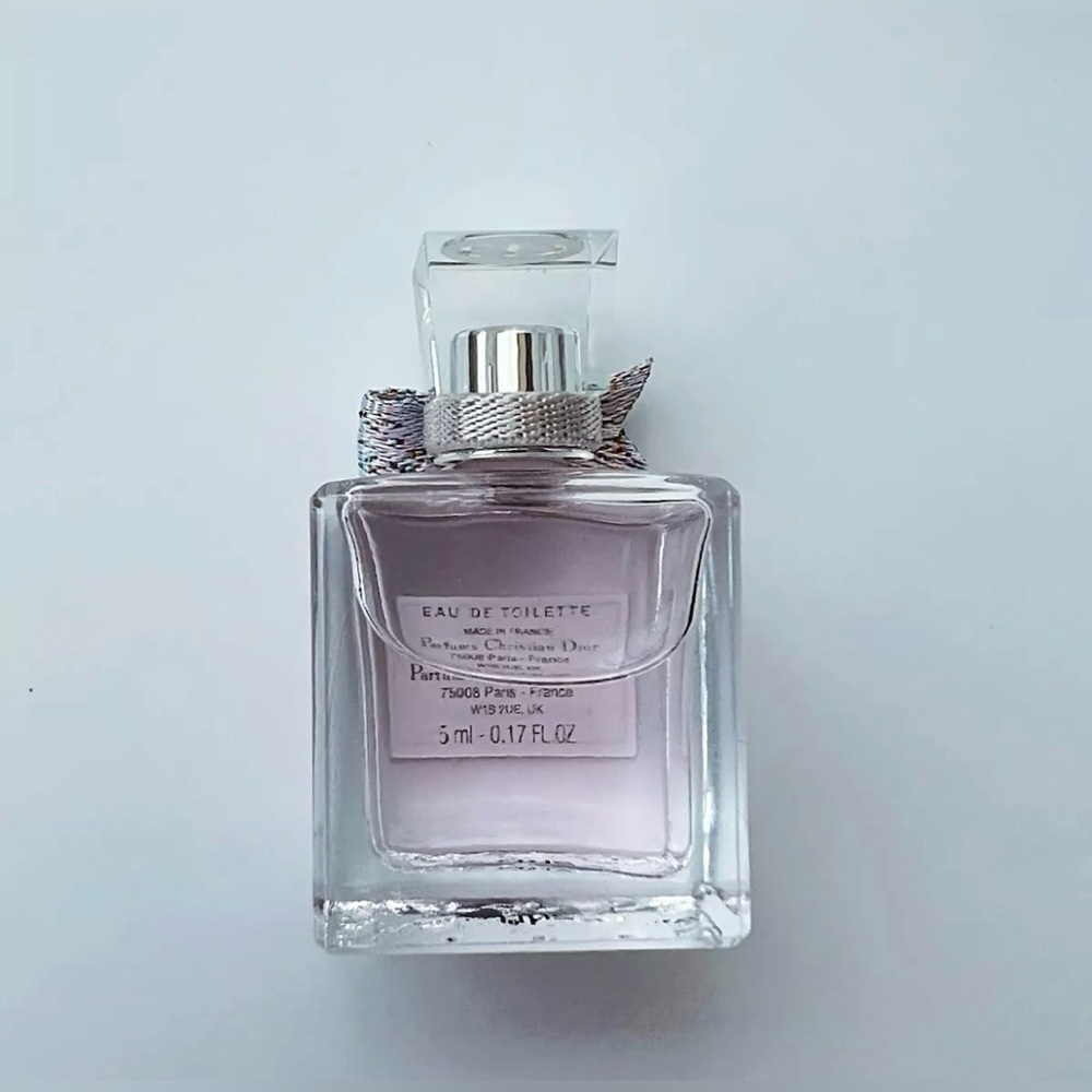Miss Dior | Blooming Bouquet- Mini | NIB- Collectible | White Musk, Floral,Fresh - Picture 5 of 7